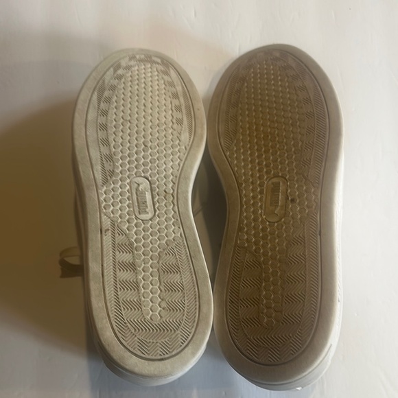 Puma White lace up Sneakers tennis 392253-01 style w silver Puma details size 11 - Picture 7 of 8
